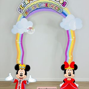 Arco bem-vindos Minnie e Mickey realeza